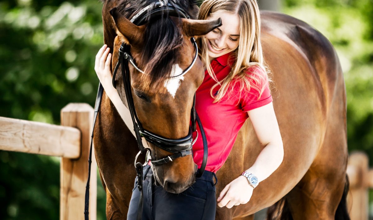 Celina Bodstangen at home with her horse